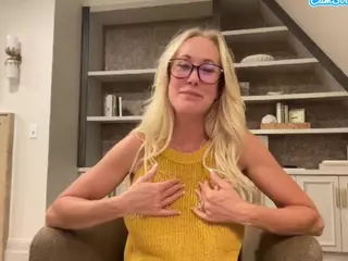 Brandi Love's Live Sex Cam Show