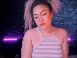 Kateryn Cifuentes's Live Sex Cam Show