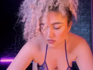 Kateryn Cifuentes's Live Sex Cam Show