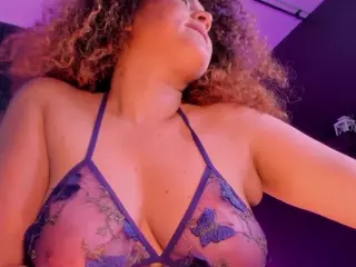Kateryn Cifuentes's Live Sex Cam Show