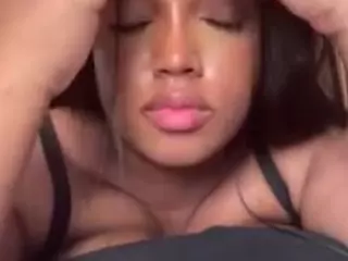 Nao's Live Sex Cam Show