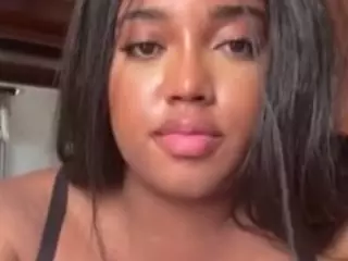 Nao's Live Sex Cam Show