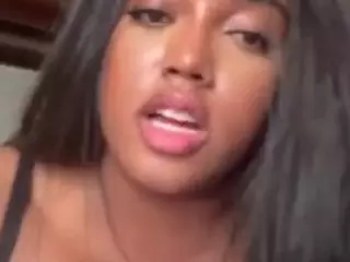 Nao's Live Sex Cam Show