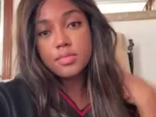 Nao's Live Sex Cam Show