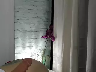 clarette's Live Sex Cam Show