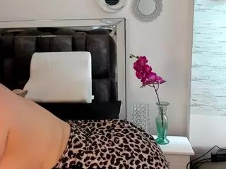 clarette's Live Sex Cam Show