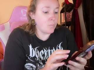 Live cam show with kisicaxx