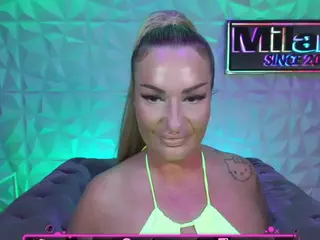 TamaraMilano's Live Sex Cam Show