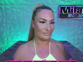 TamaraMilano's Live Sex Cam Show