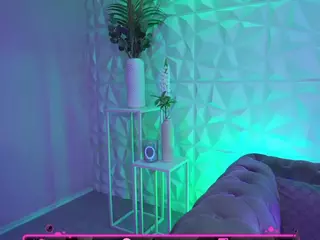 TamaraMilano's Live Sex Cam Show