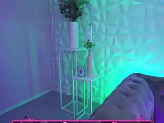TamaraMilano's Live Sex Cam Show