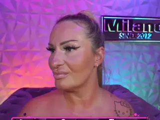 TamaraMilano's Live Sex Cam Show