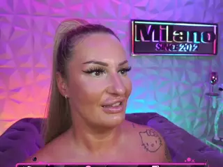 TamaraMilano's Live Sex Cam Show