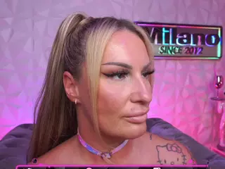 TamaraMilano's Live Sex Cam Show