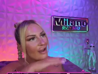 TamaraMilano's Live Sex Cam Show