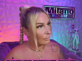 TamaraMilano's Live Sex Cam Show