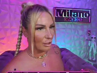 TamaraMilano's Live Sex Cam Show
