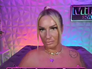 TamaraMilano's Live Sex Cam Show