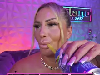 TamaraMilano's Live Sex Cam Show