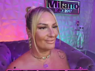 TamaraMilano's Live Sex Cam Show