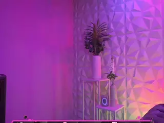 TamaraMilano's Live Sex Cam Show
