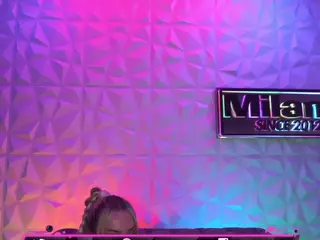 TamaraMilano's Live Sex Cam Show