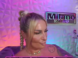 TamaraMilano's Live Sex Cam Show
