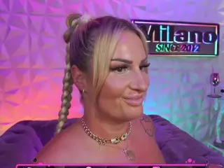 TamaraMilano's Live Sex Cam Show