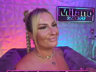 TamaraMilano's Live Sex Cam Show