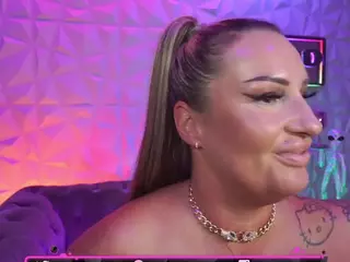 TamaraMilano's Live Sex Cam Show