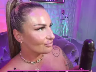 TamaraMilano's Live Sex Cam Show