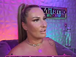 TamaraMilano's Live Sex Cam Show
