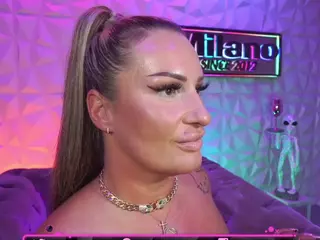 TamaraMilano's Live Sex Cam Show