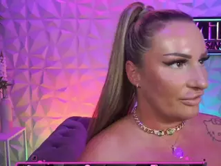 TamaraMilano's Live Sex Cam Show