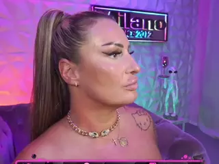 TamaraMilano's Live Sex Cam Show