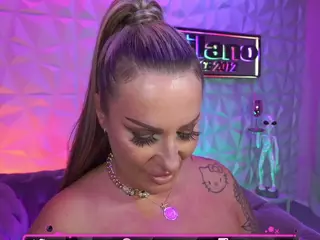 TamaraMilano's Live Sex Cam Show