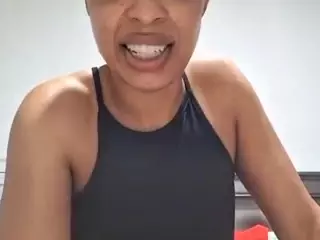 iamcaramelbunni's Live Sex Cam Show