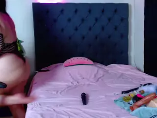 niavasquez's Live Sex Cam Show