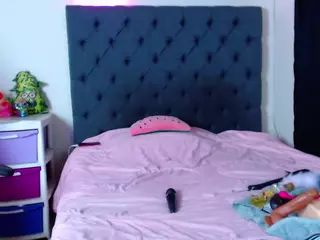 niavasquez's Live Sex Cam Show