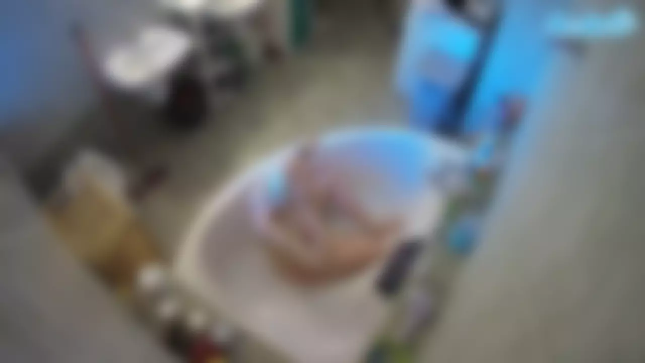 Julmodels Bathroom 1st Floor-1's Live Sex Cam Show