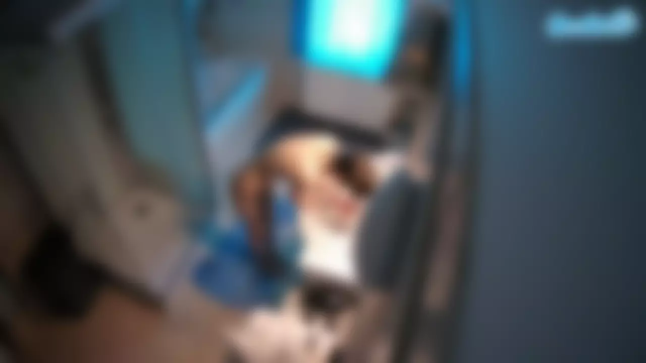 Julmodels Bathroom 2nd Floor-2's Live Sex Cam Show