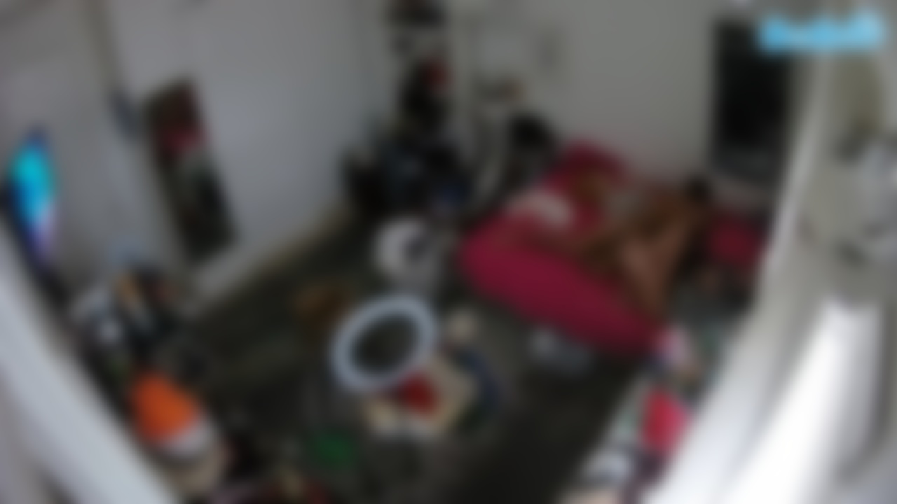 voyeurcam hornyhostel 02's Live Sex Cam Show