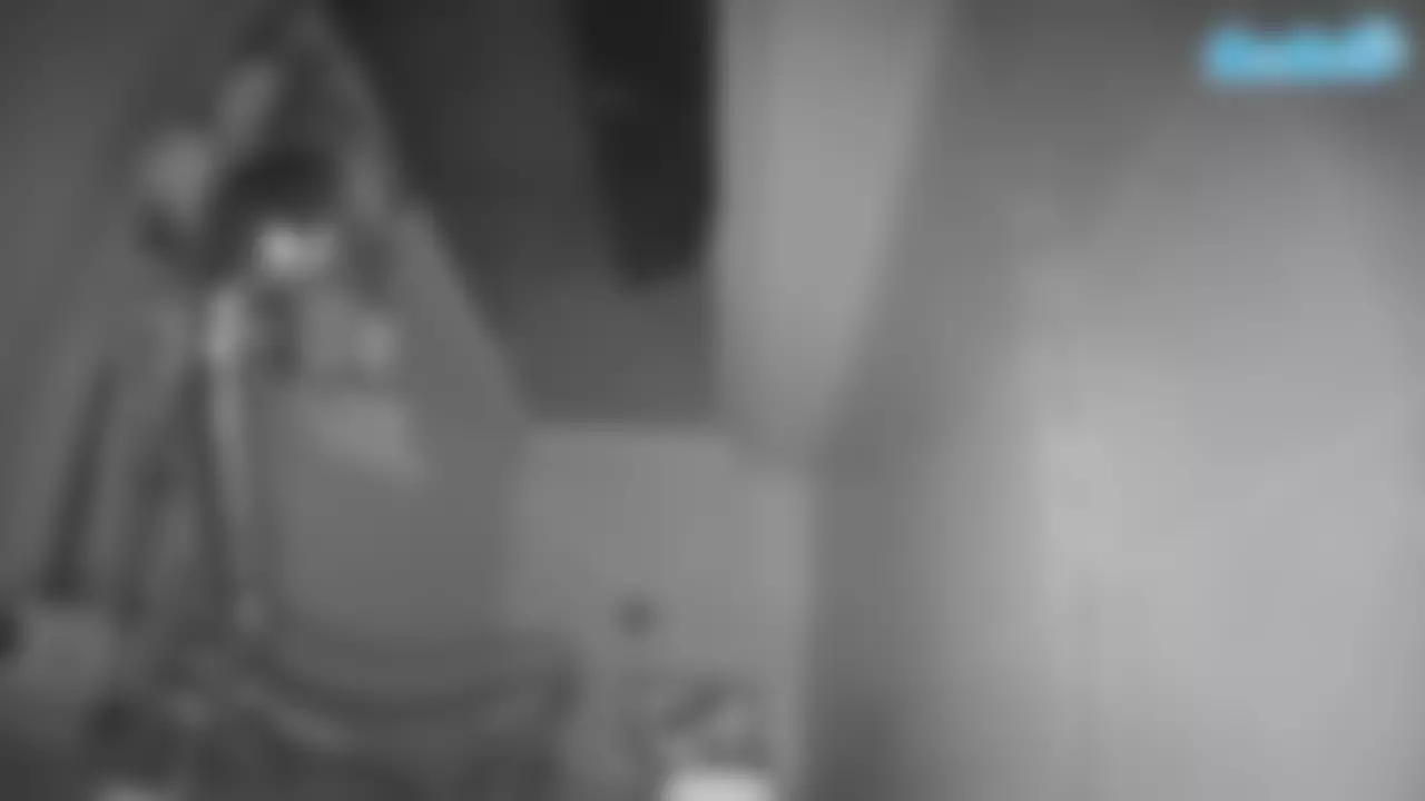 Sexy Girl Shower's Live Sex Cam Show