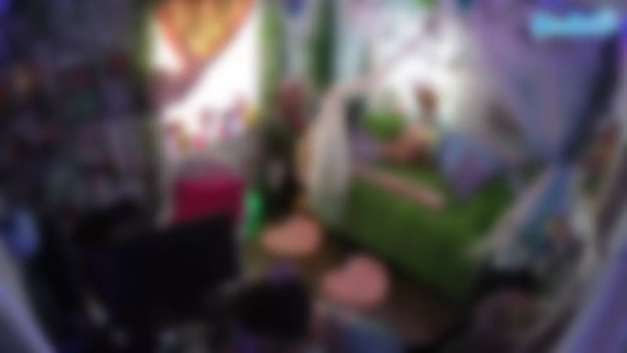 voyeurcam veccasalt 01's Live Sex Cam Show