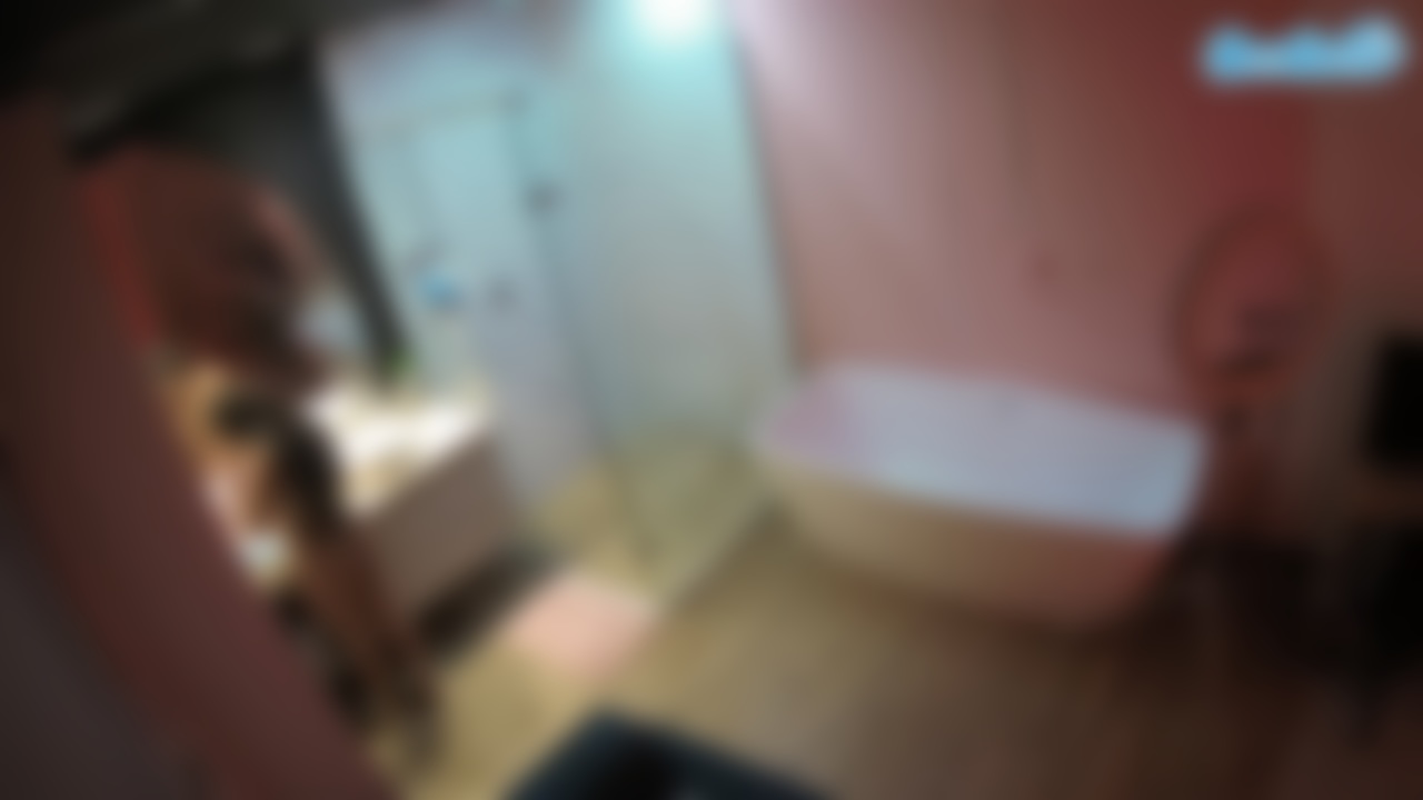 Casa Salsa Bathroom 2's Live Sex Cam Show