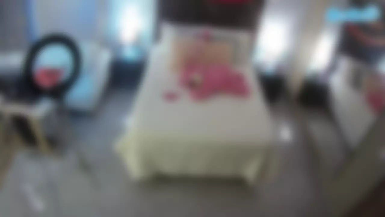 Casa Salsa Bedroom 3's Live Sex Cam Show