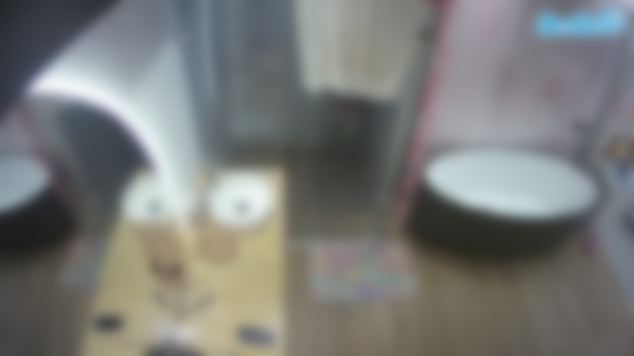 Casa Salsa Bathroom 6's Live Sex Cam Show