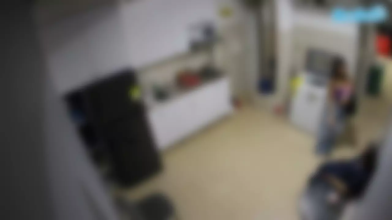 JBTV Kitchen VoyeurCam's Live Sex Cam Show