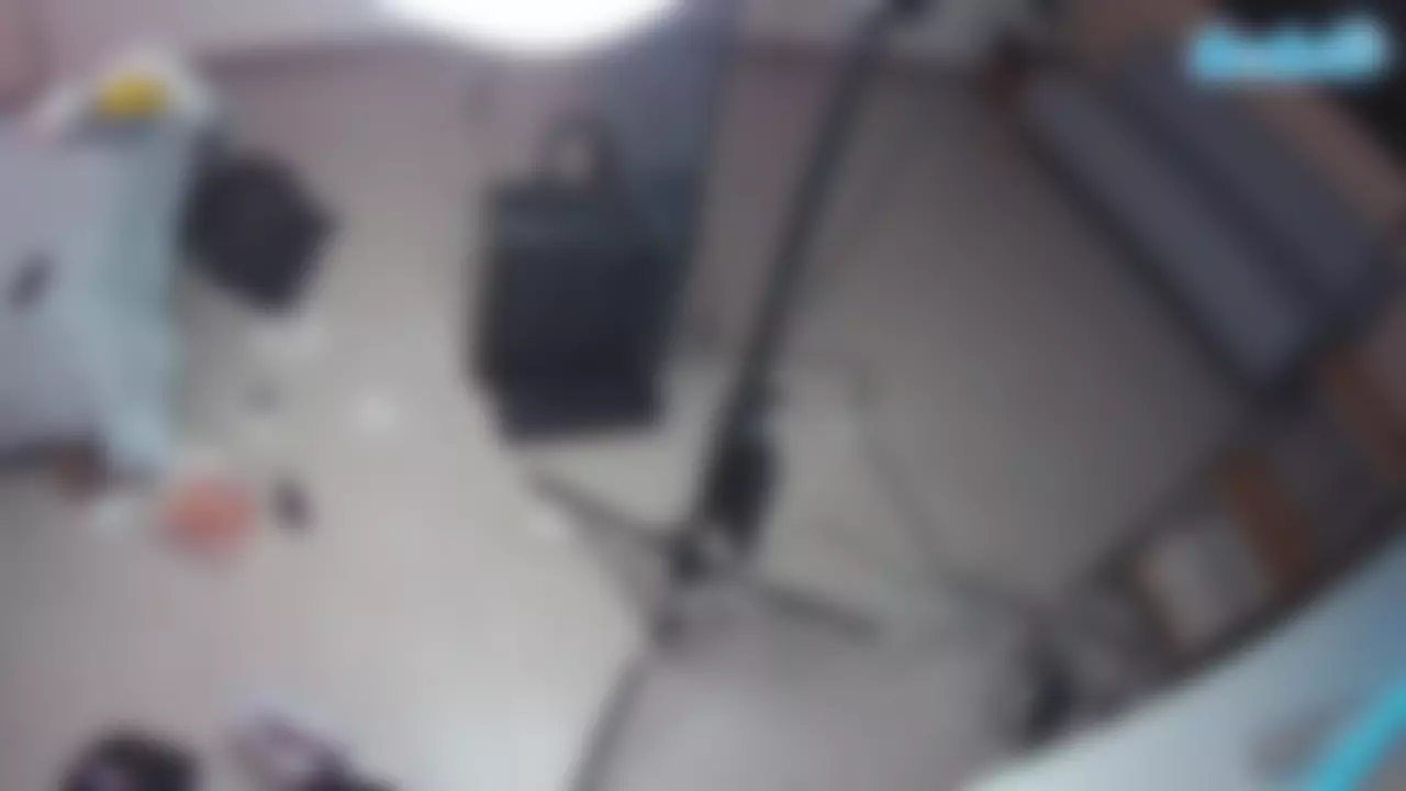 voyeurcam jb office 2's Live Sex Cam Show