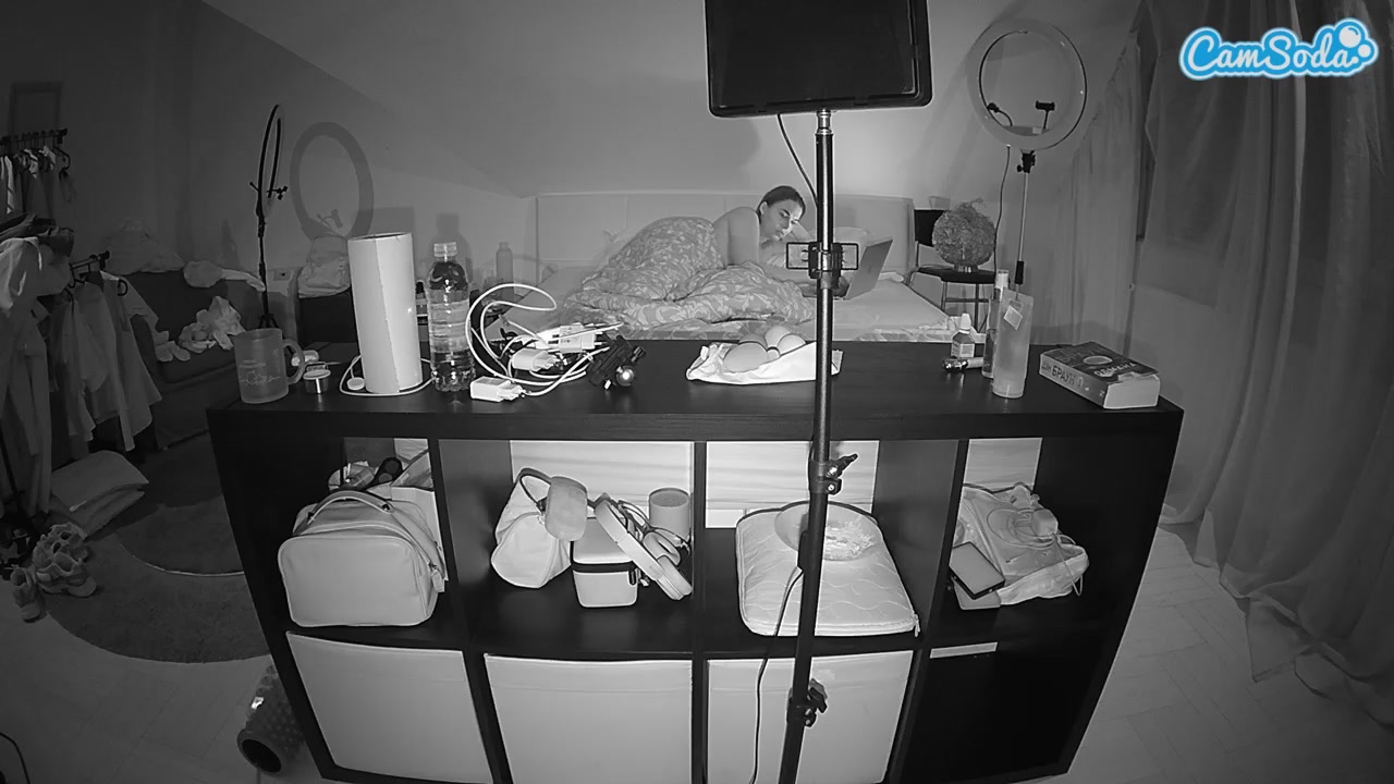 Julmodels Bedroom-A 2 Nude on Cam